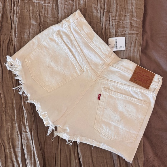 NEW WITH TAGS Levi’s 501s - Picture 2 of 5